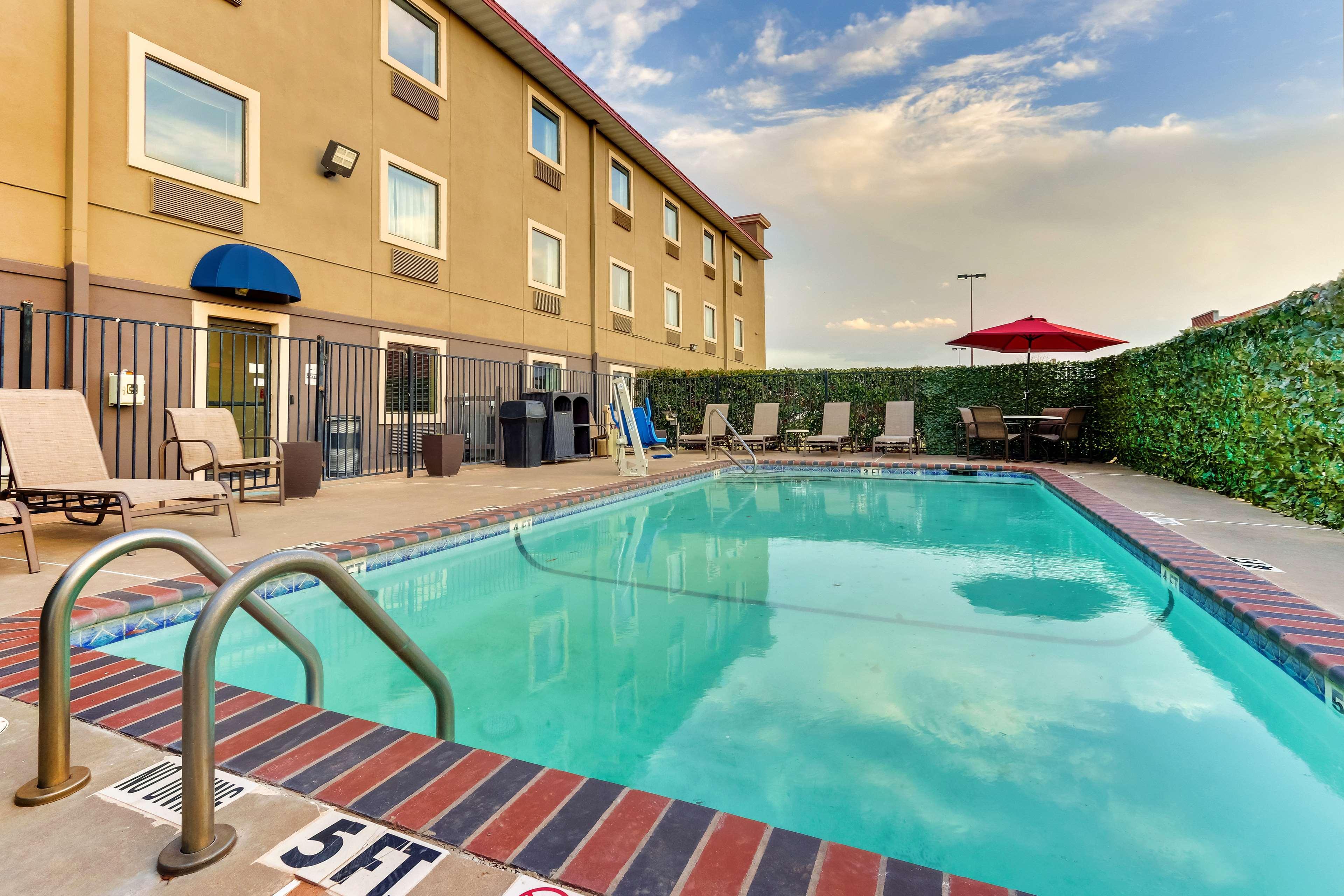Western & Wichita Falls