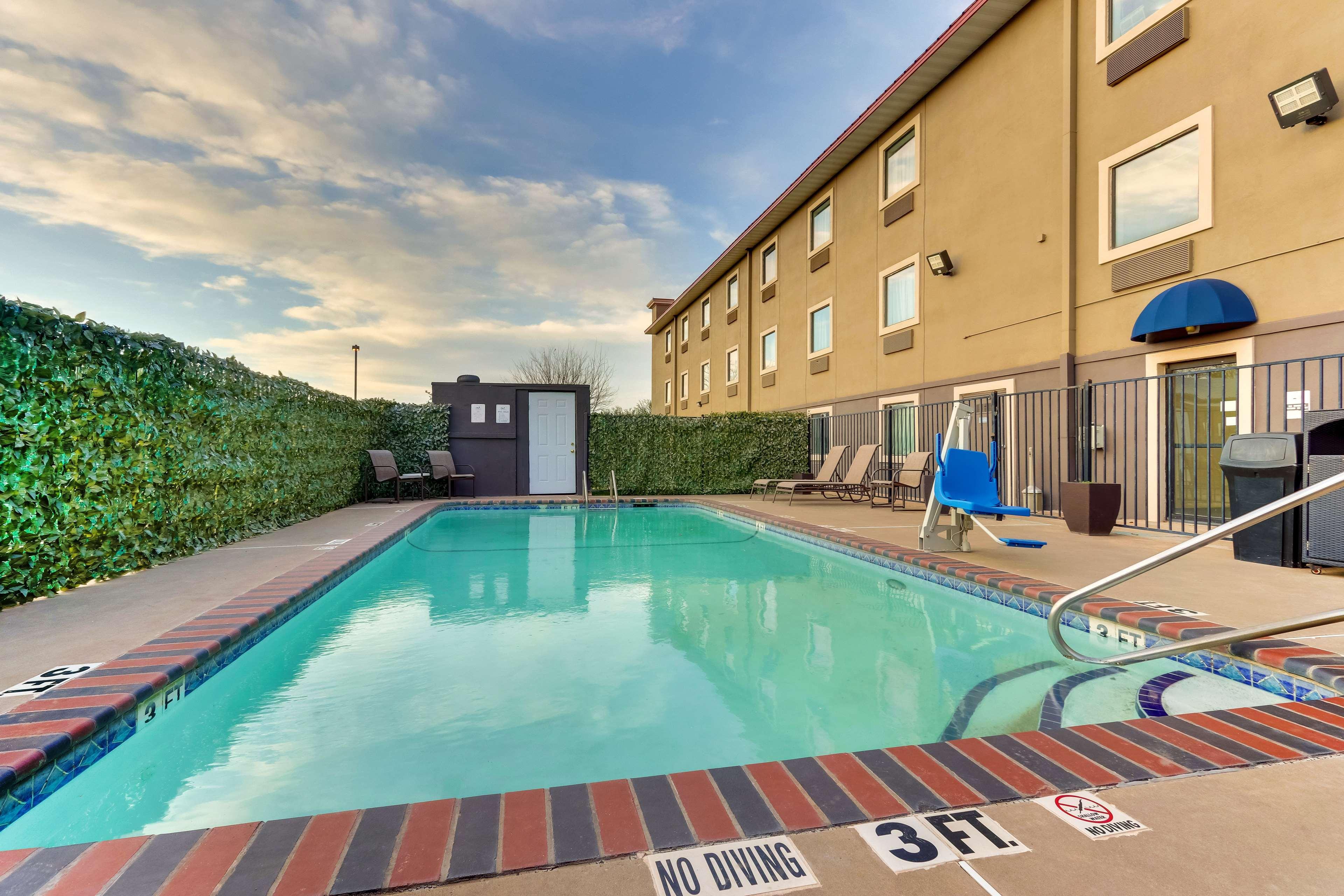 Hotel Western &